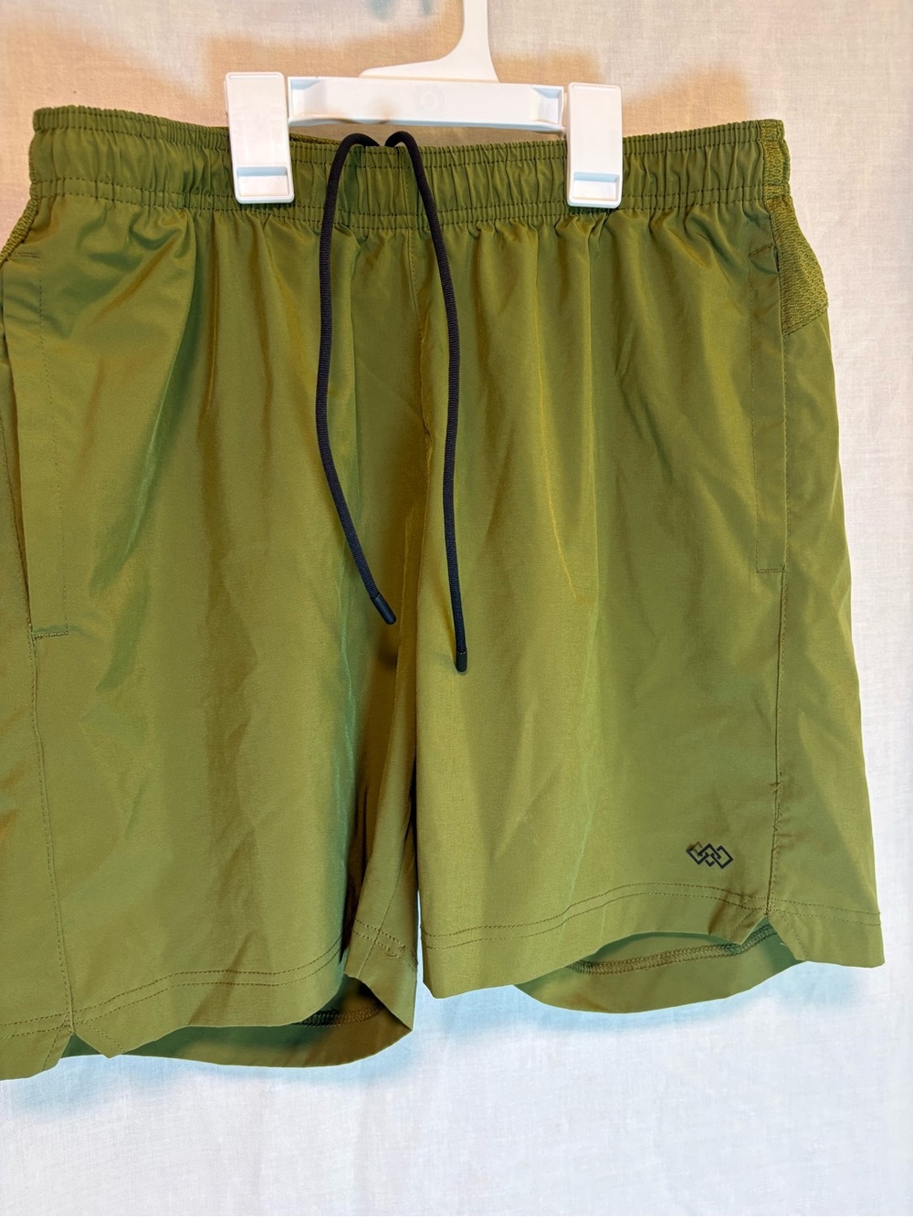 LEG3ND Men's L Performance Stretch Shorts Olive Green Drawstring Gym Zip Pocket
